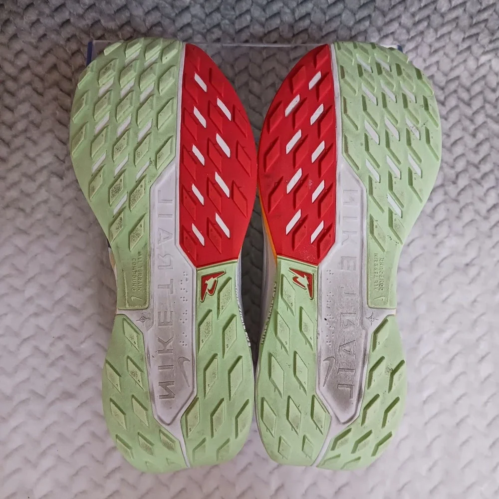 Nike Pegasus Trail 5 Sundial Daybreak Women's Walking Running Shoes Size 7.5